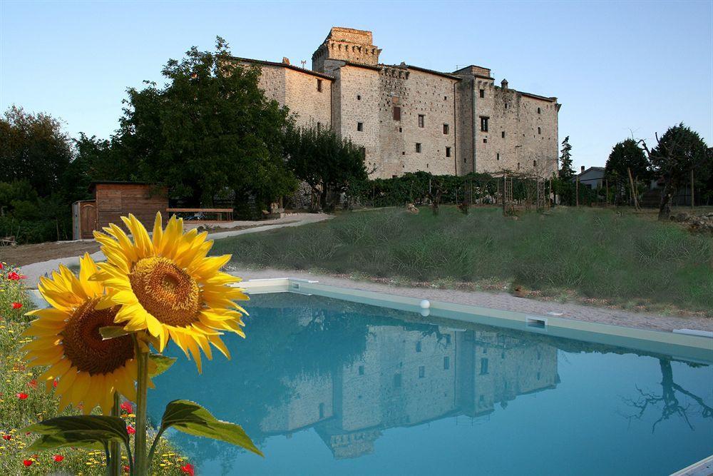 Castello Di Barattano Hotel Marcellano Kültér fotó